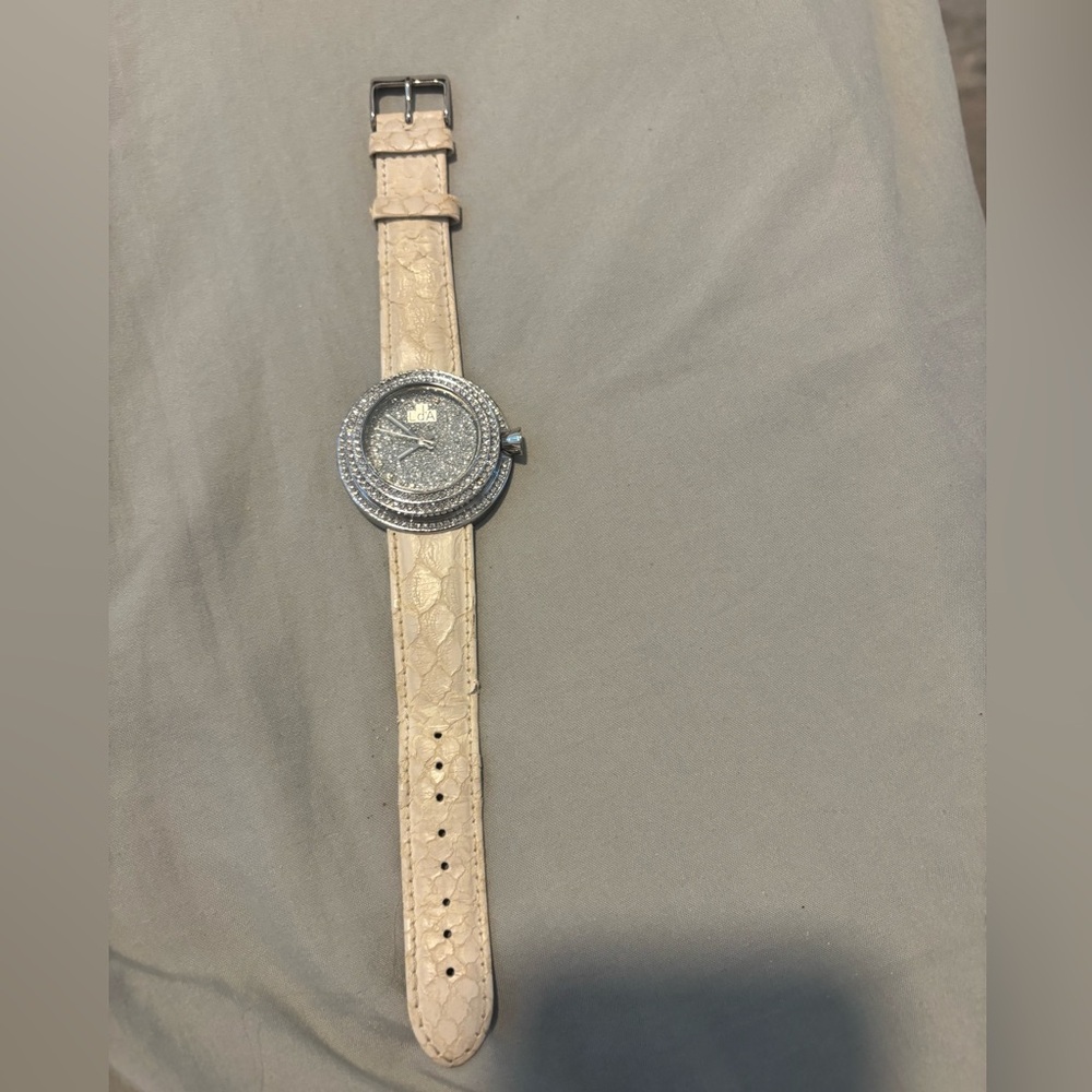 Local European Silver and Cream Women's Watch